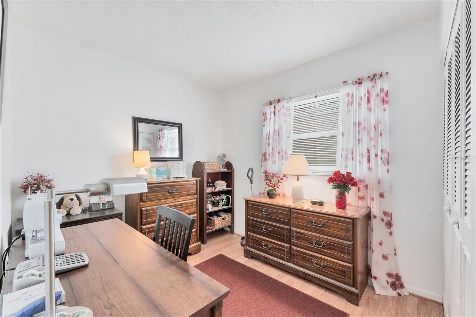 Image 15 of 30 For 2905 51st Avenue W