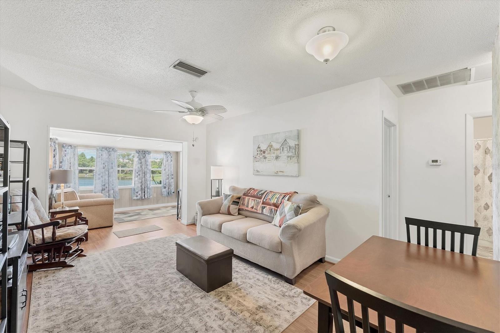 Image 3 of 30 For 2905 51st Avenue W