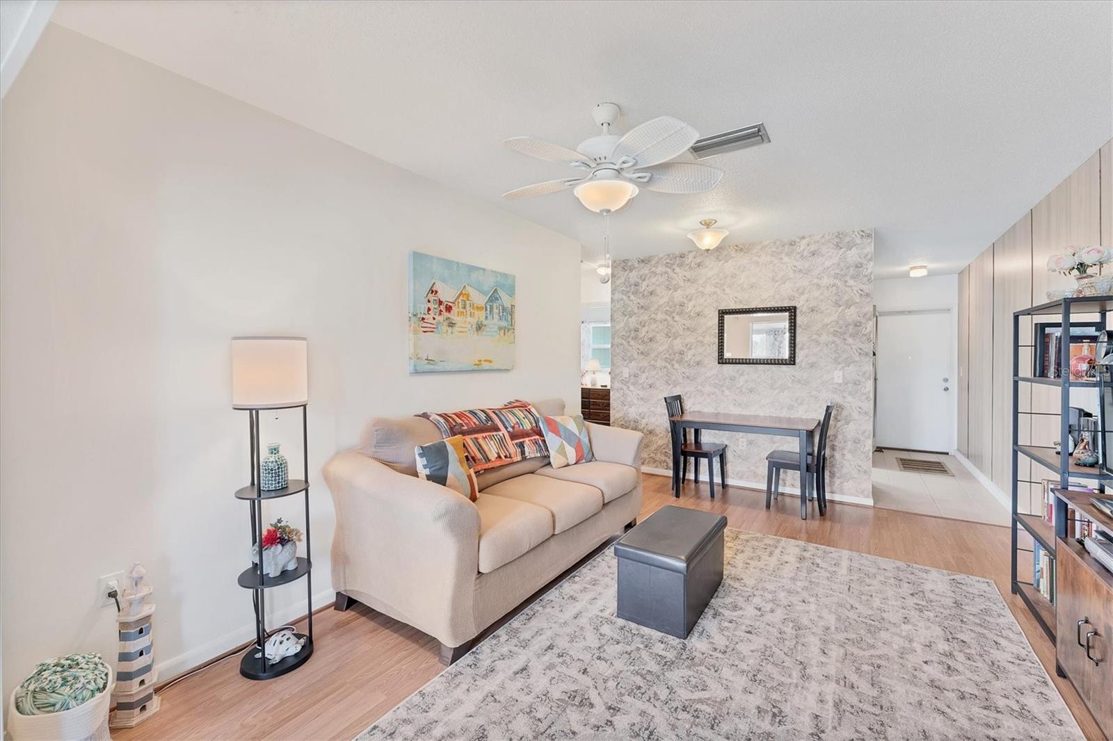 Image 6 of 30 For 2905 51st Avenue W
