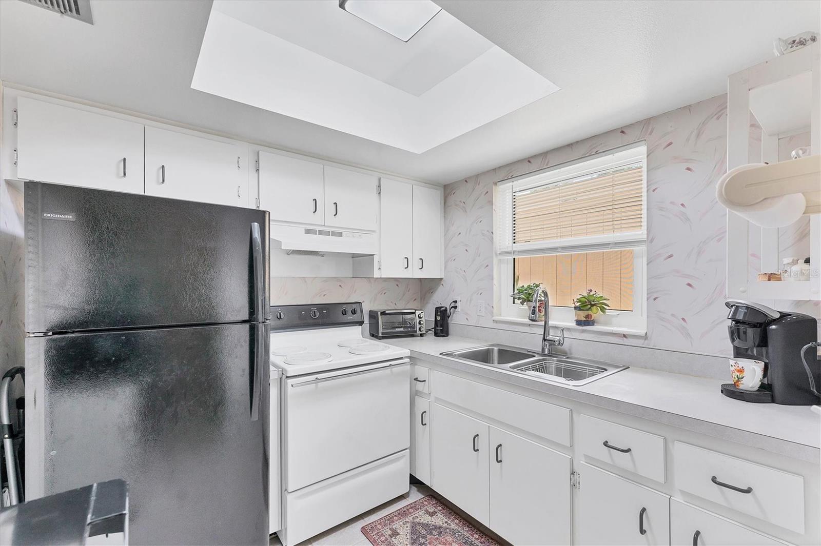 Image 8 of 30 For 2905 51st Avenue W
