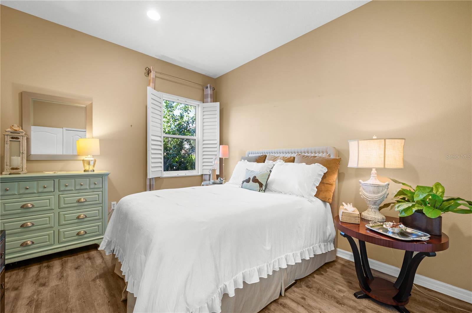 Image 21 of 42 For 1727 86th Street Nw