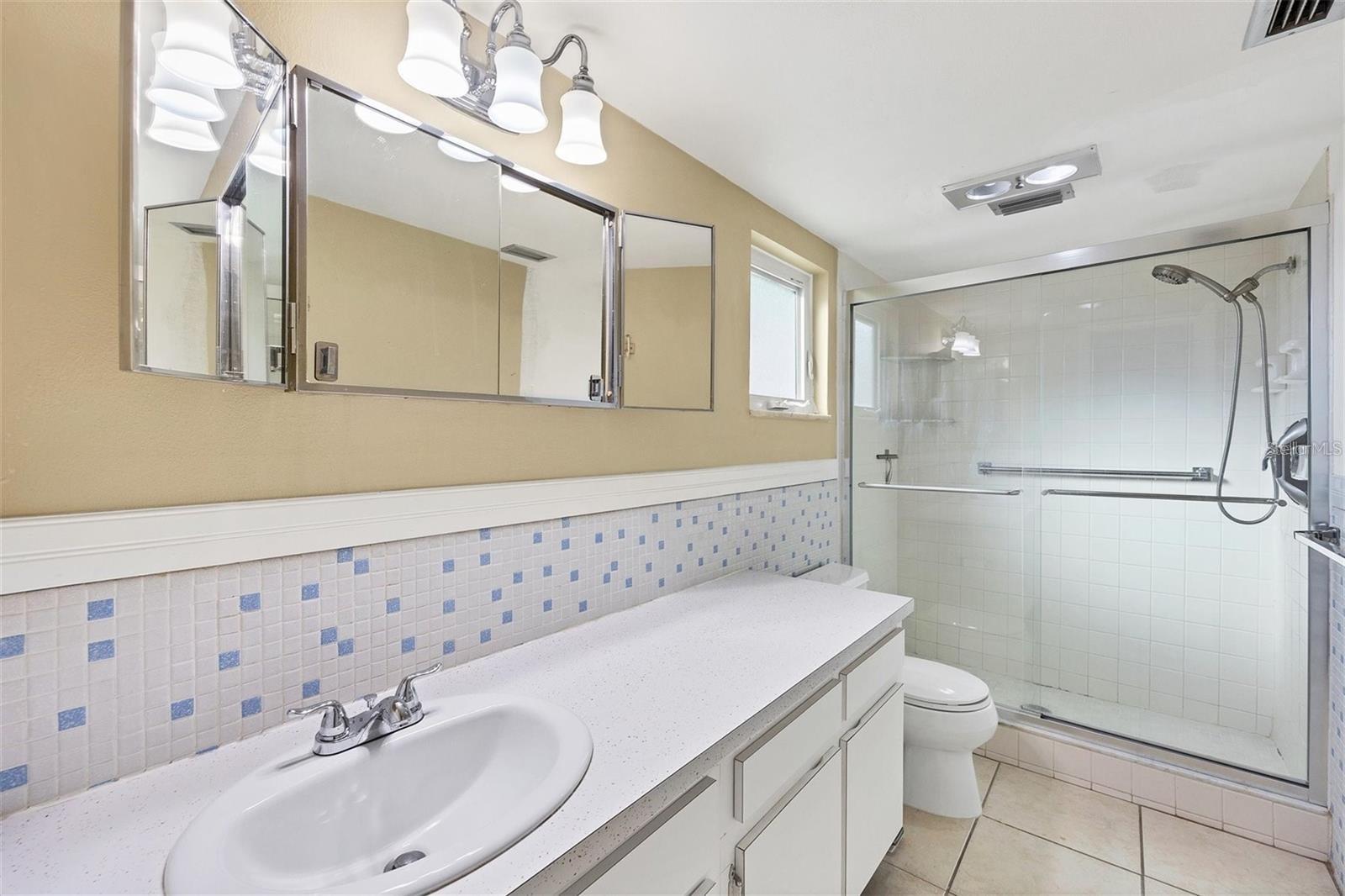Image 7 of 14 For 2100 Benjamin Franklin Drive 201