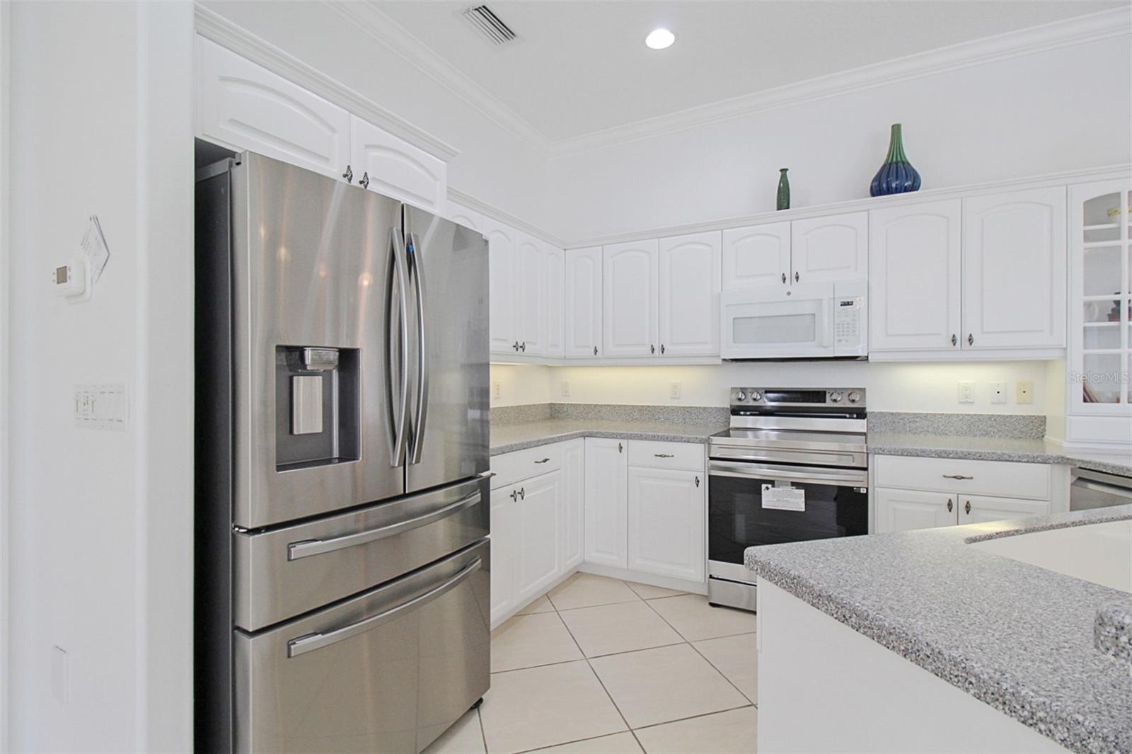 Image 16 of 46 For 12317 Baypointe Terrace