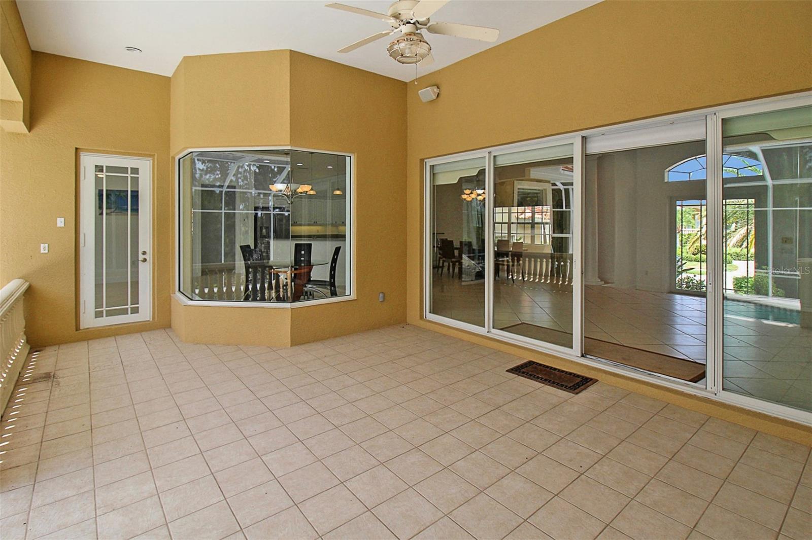 Image 18 of 46 For 12317 Baypointe Terrace