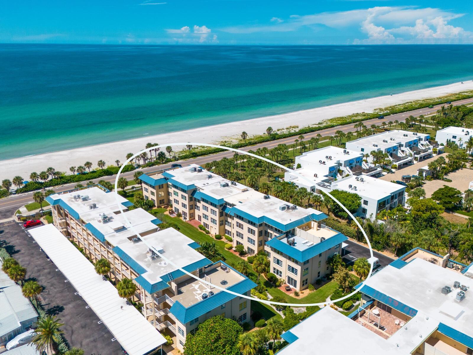 Image 3 of 77 For 3802 Gulf Of Mexico Drive A203