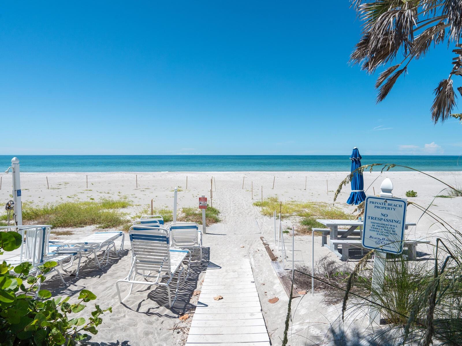 Image 46 of 77 For 3802 Gulf Of Mexico Drive A203