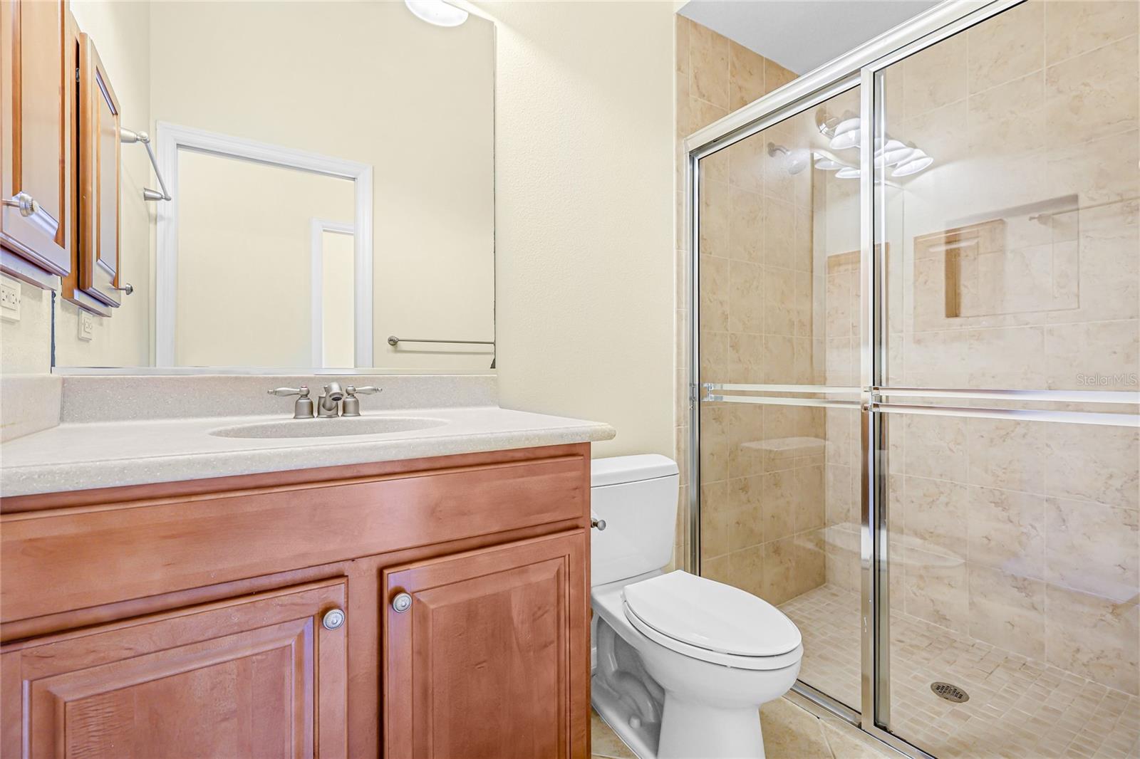 Listing photo id 29 for 1162 Tuscany Boulevard