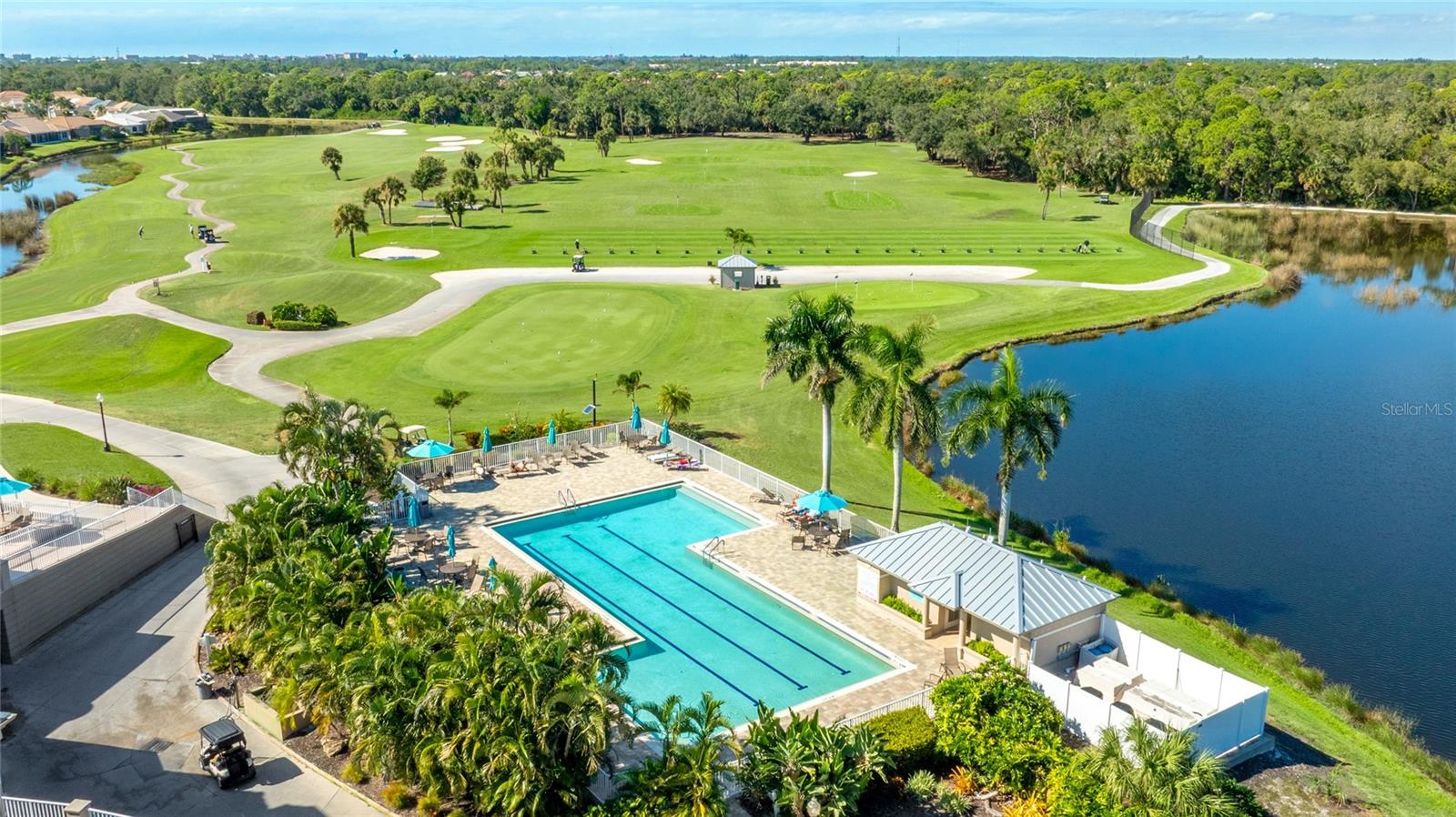 Listing photo id 48 for 1162 Tuscany Boulevard