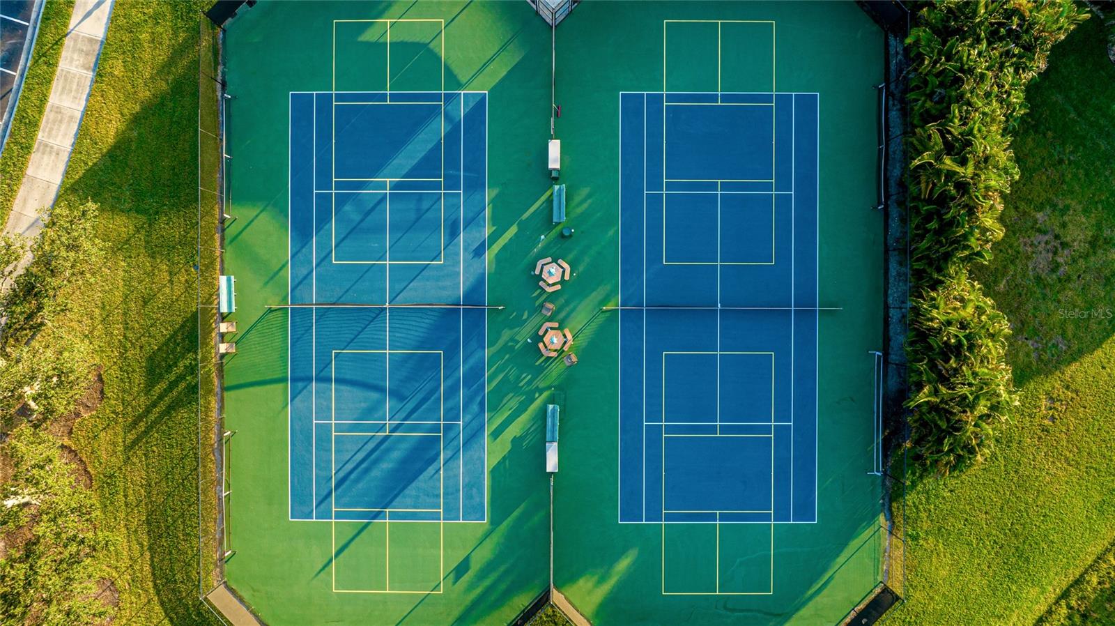 Listing photo id 57 for 1162 Tuscany Boulevard