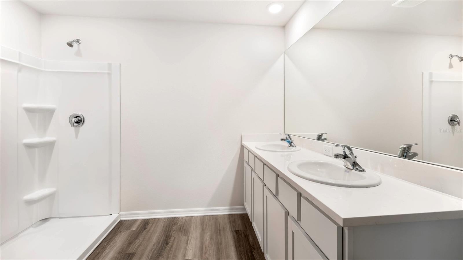 Image 16 of 28 For 11114 44th Avenue E