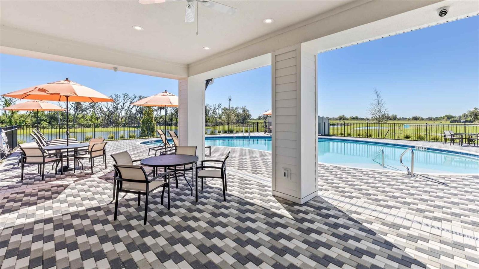 Image 20 of 28 For 11114 44th Avenue E