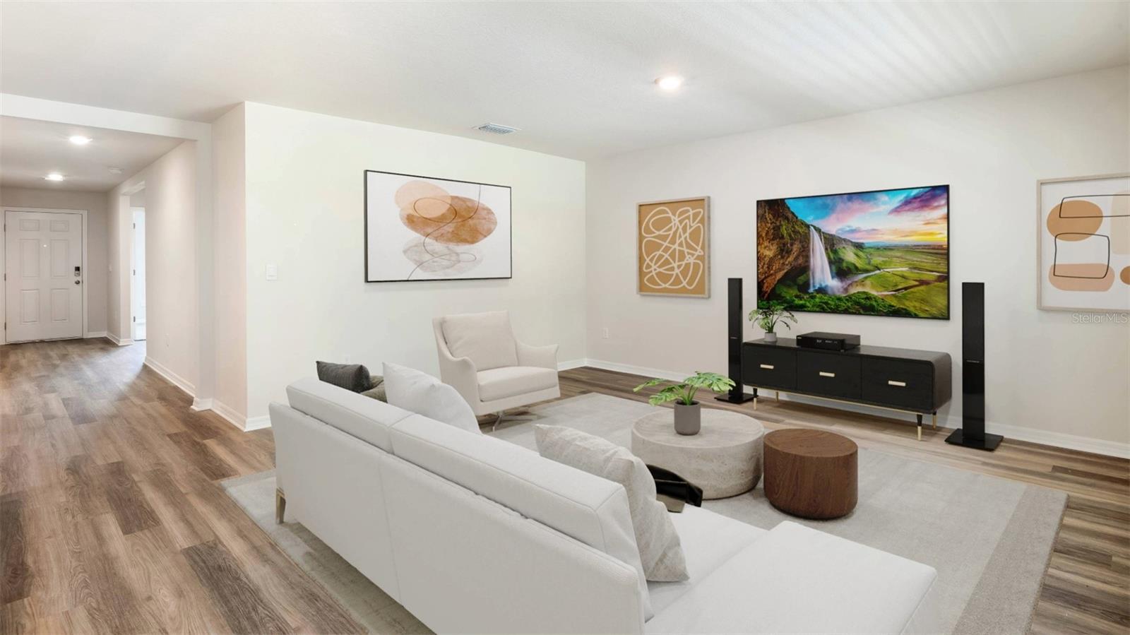 Image 4 of 28 For 11114 44th Avenue E