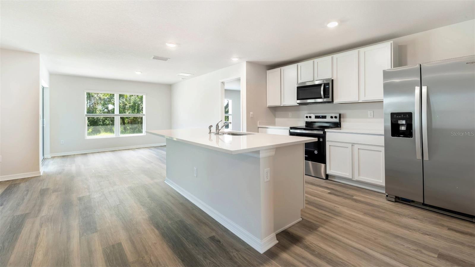 Image 5 of 28 For 11114 44th Avenue E