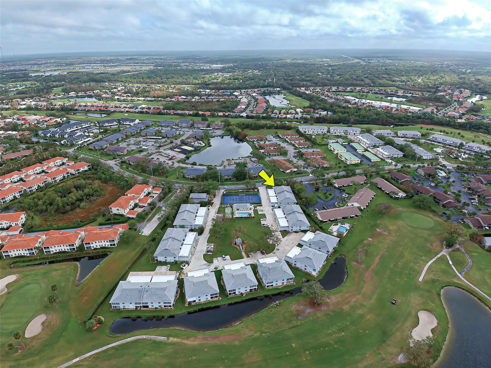 Image 29 of 34 For 1041 Capri Isles Boulevard 232