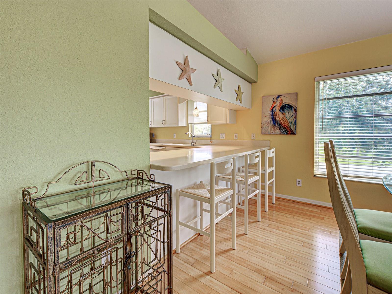 Image 7 of 34 For 1041 Capri Isles Boulevard 232