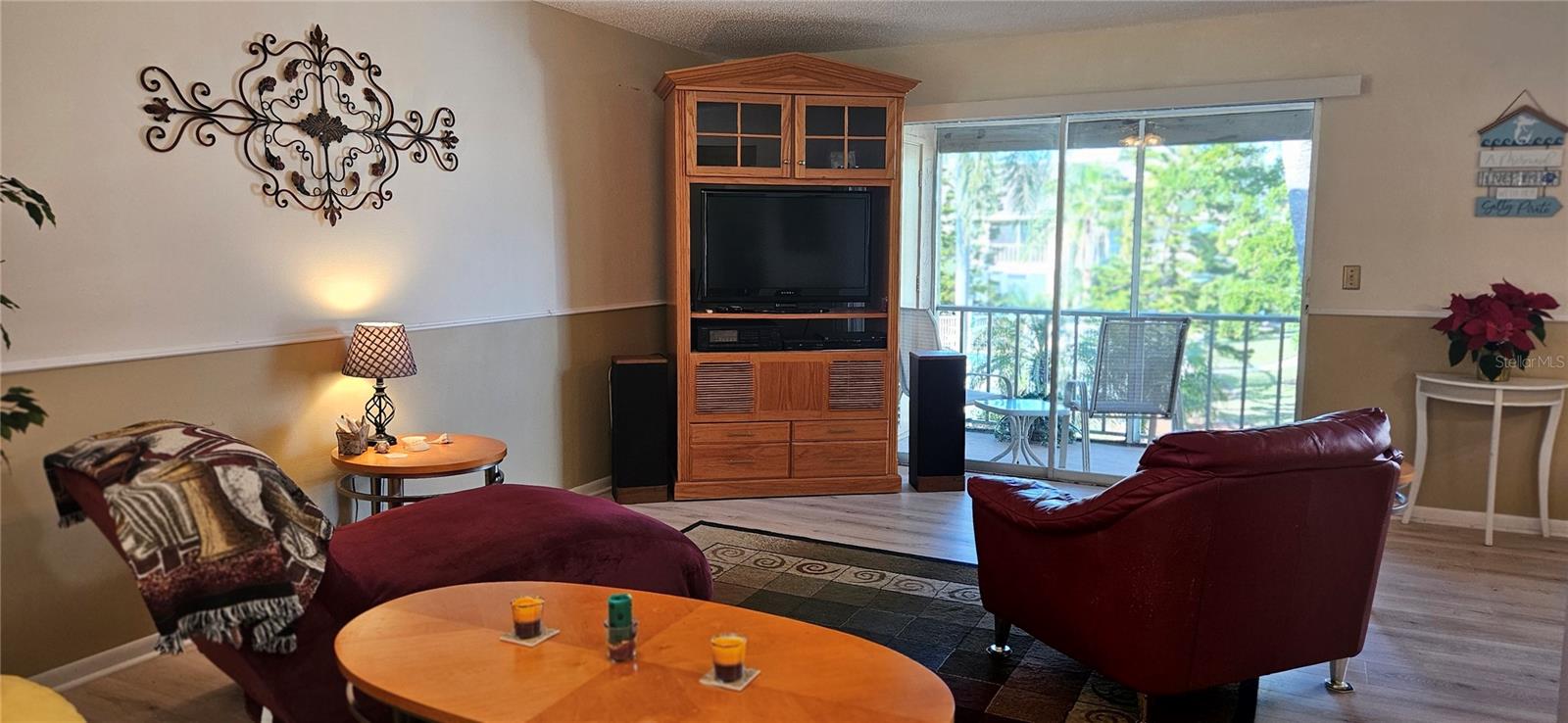 Image 3 of 15 For 6326 7th Avenue W 6326