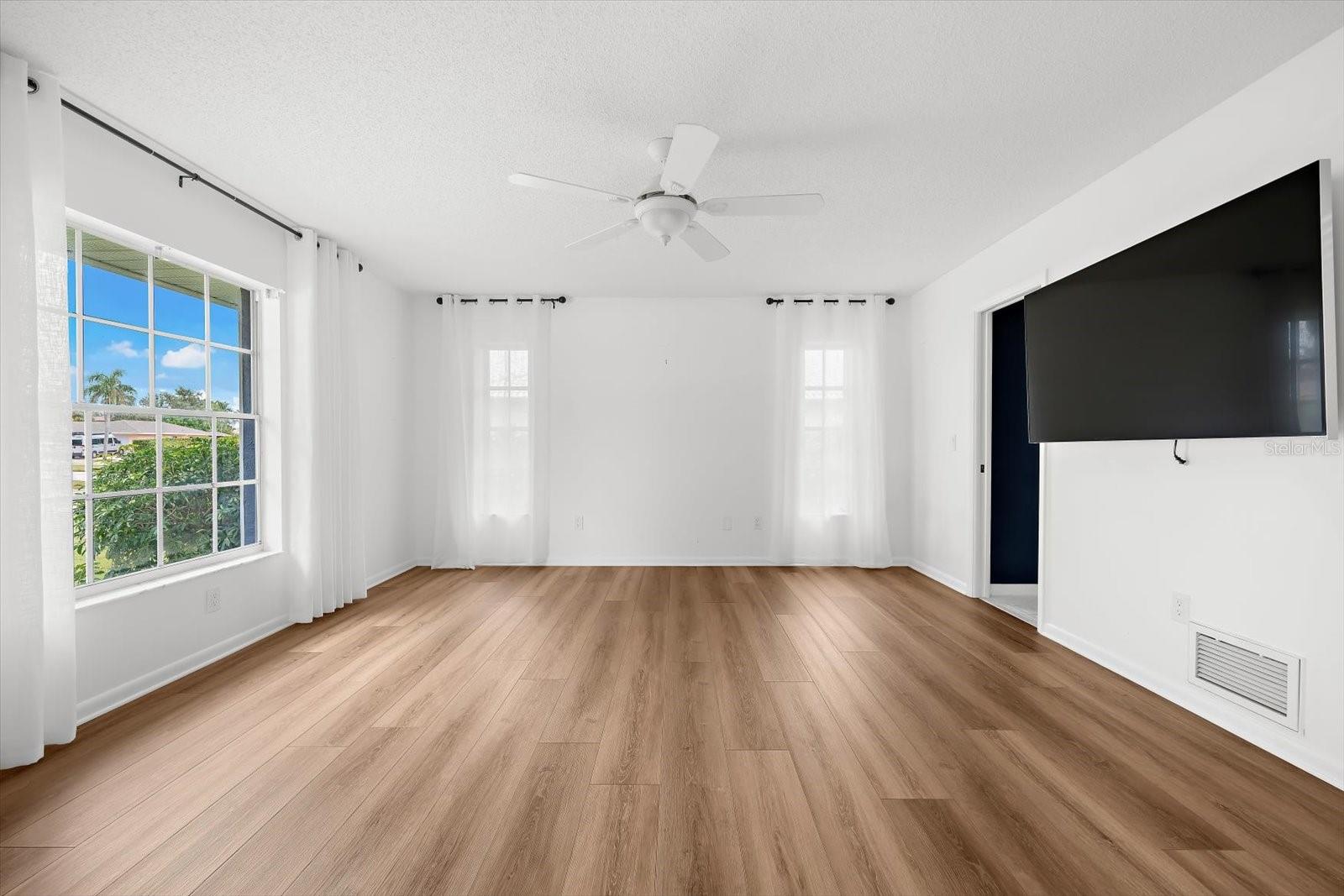 Image 12 of 92 For 218 Brandywine Circle