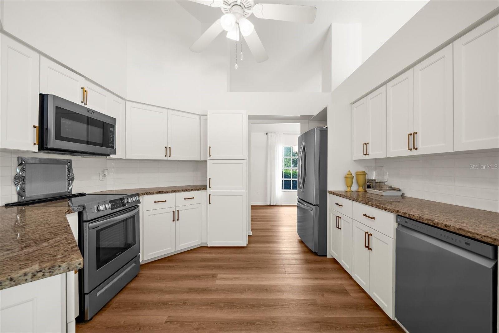 Image 14 of 92 For 218 Brandywine Circle