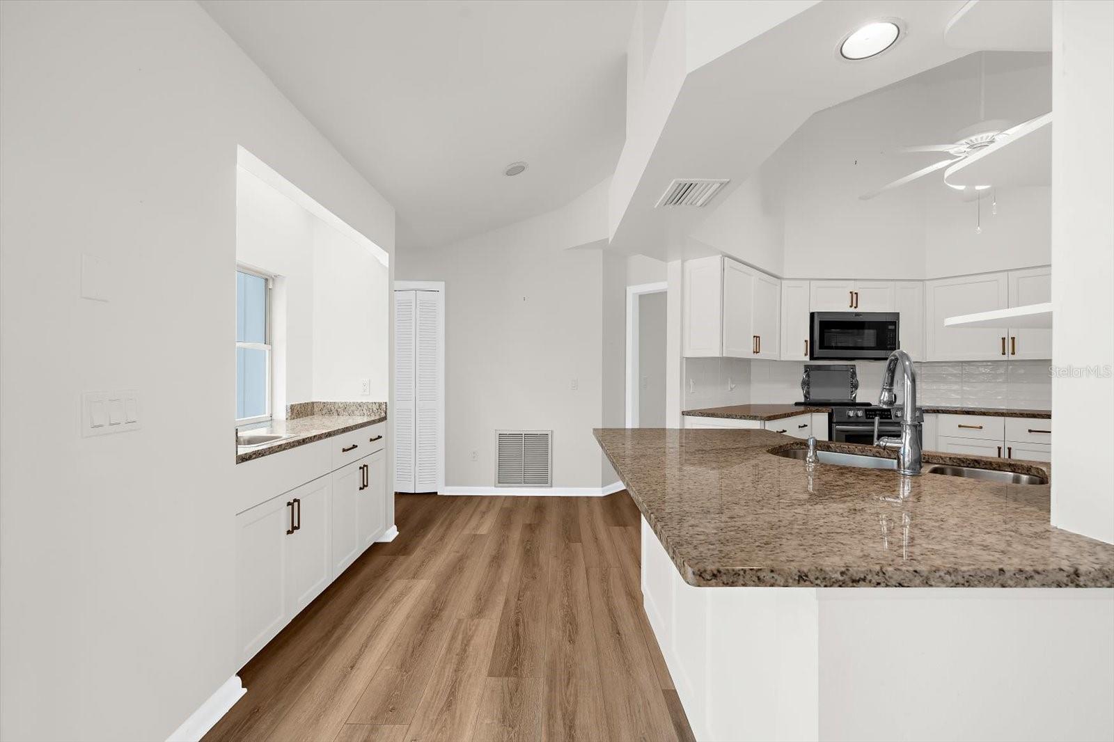Image 17 of 92 For 218 Brandywine Circle