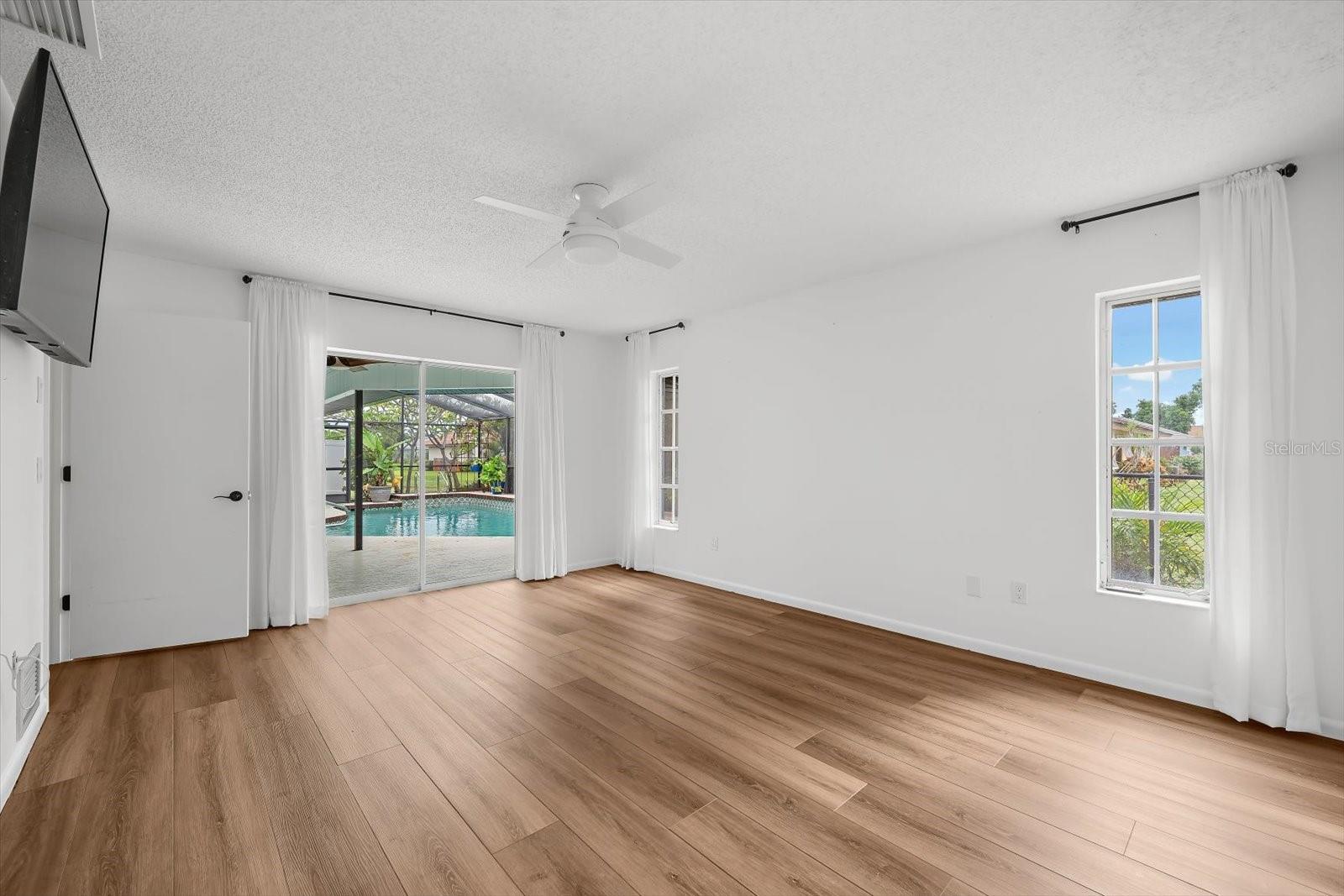 Image 29 of 92 For 218 Brandywine Circle