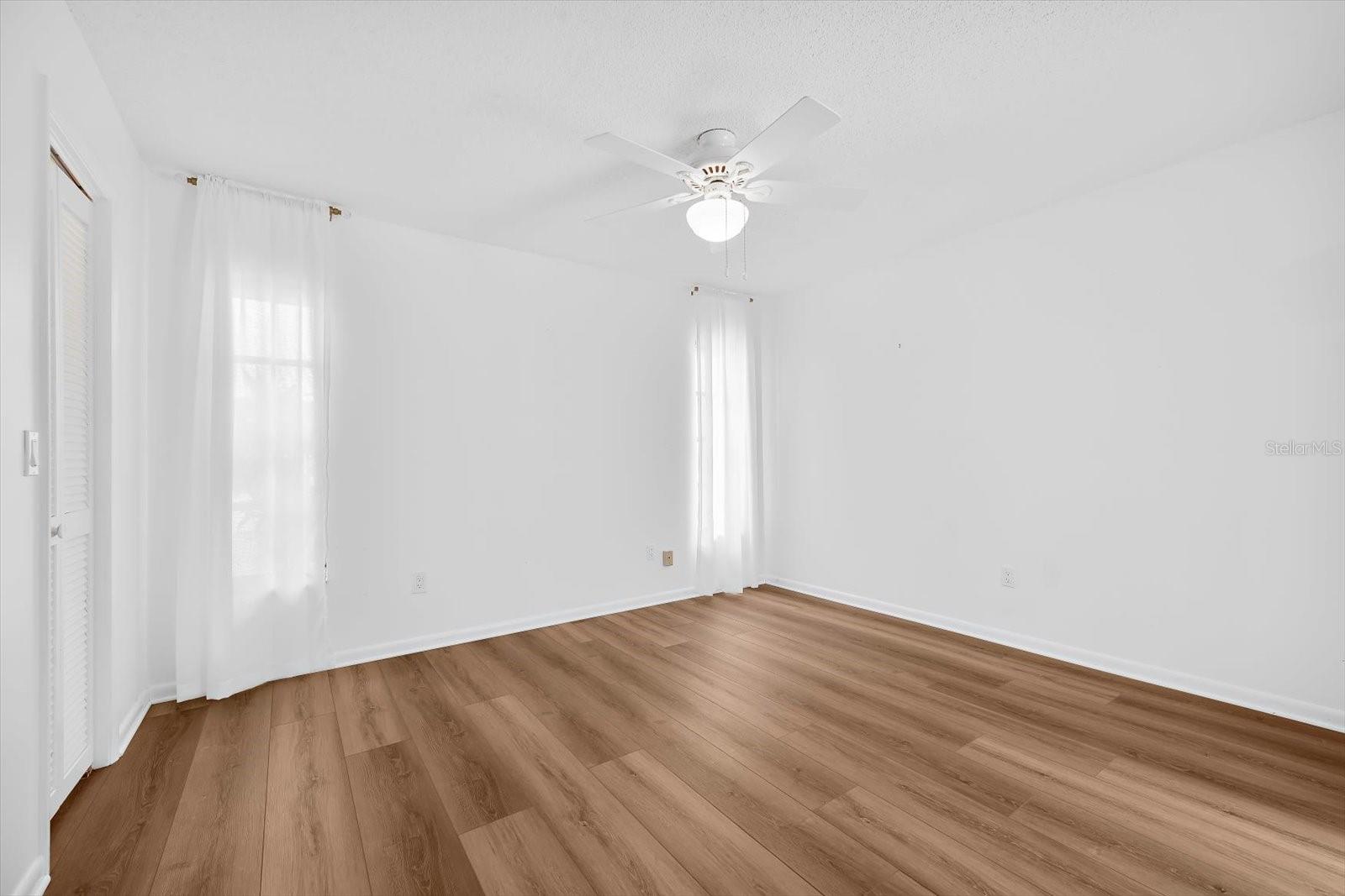 Image 30 of 92 For 218 Brandywine Circle