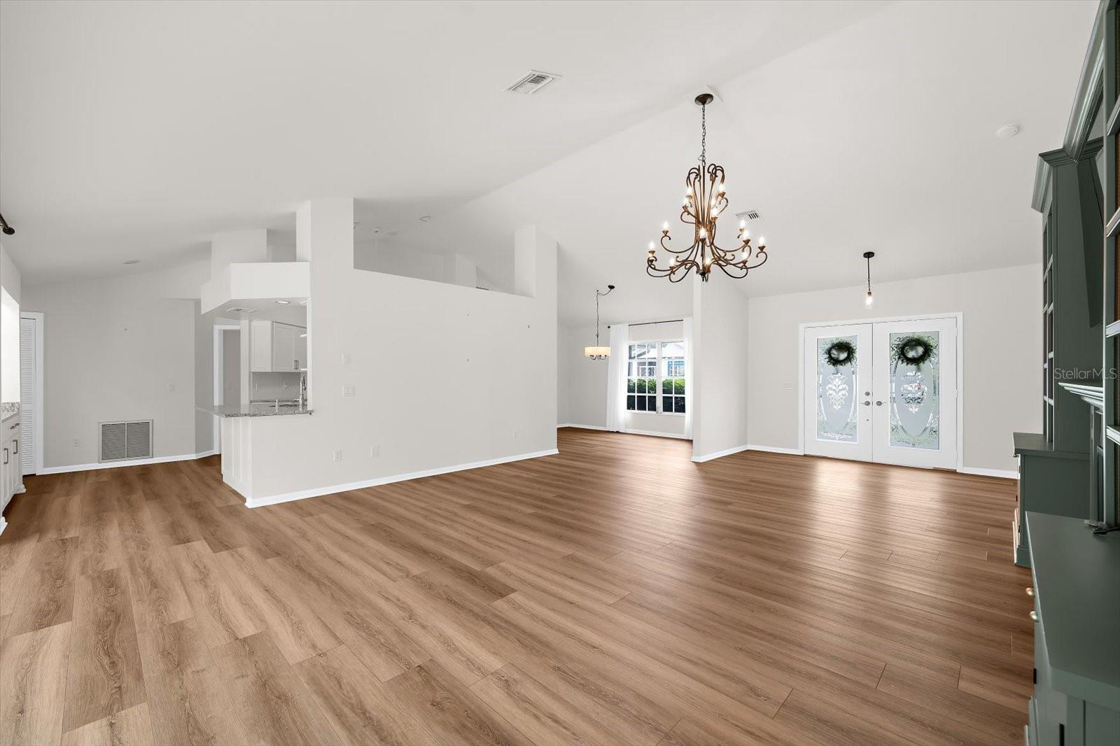 Image 43 of 92 For 218 Brandywine Circle