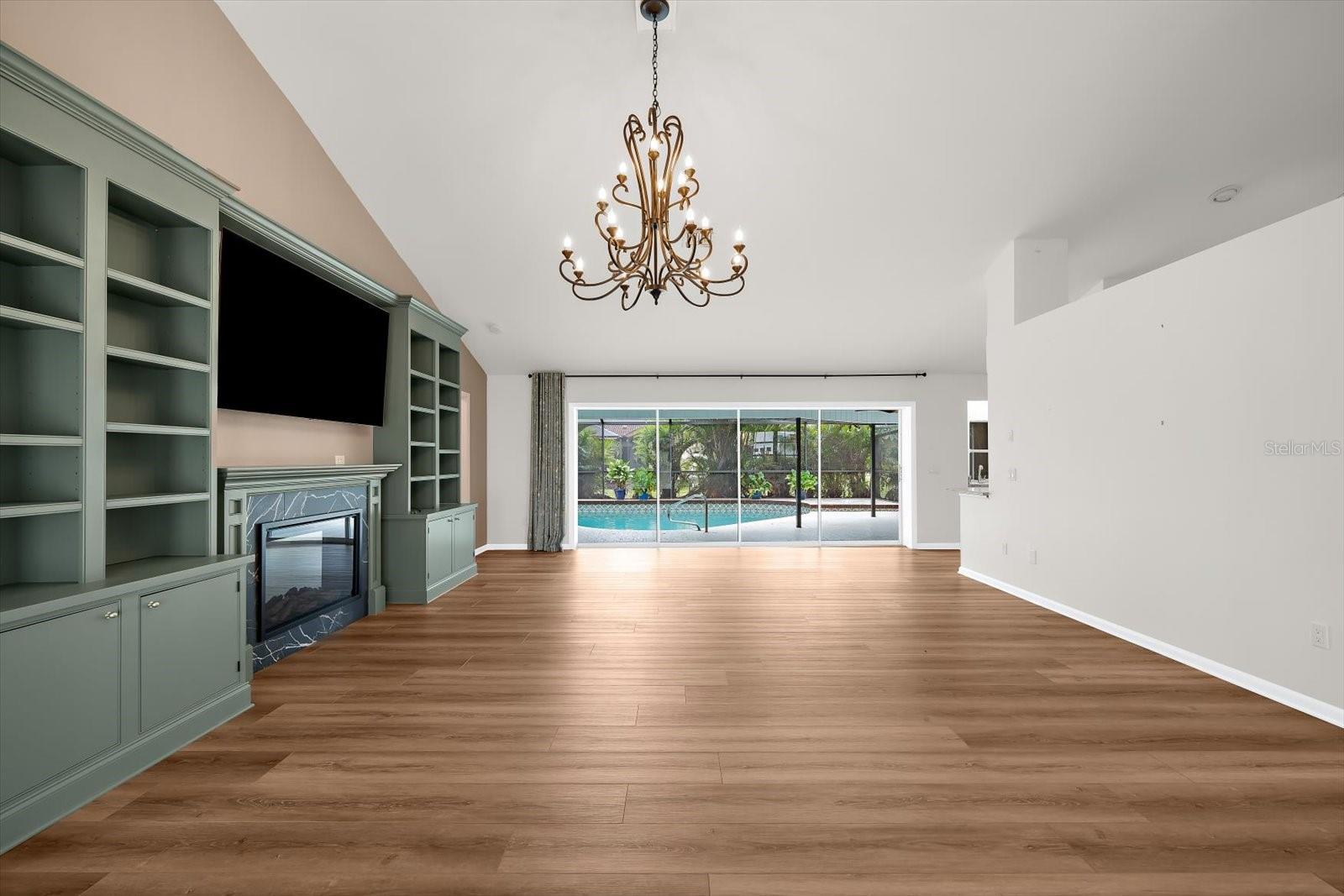 Image 6 of 92 For 218 Brandywine Circle