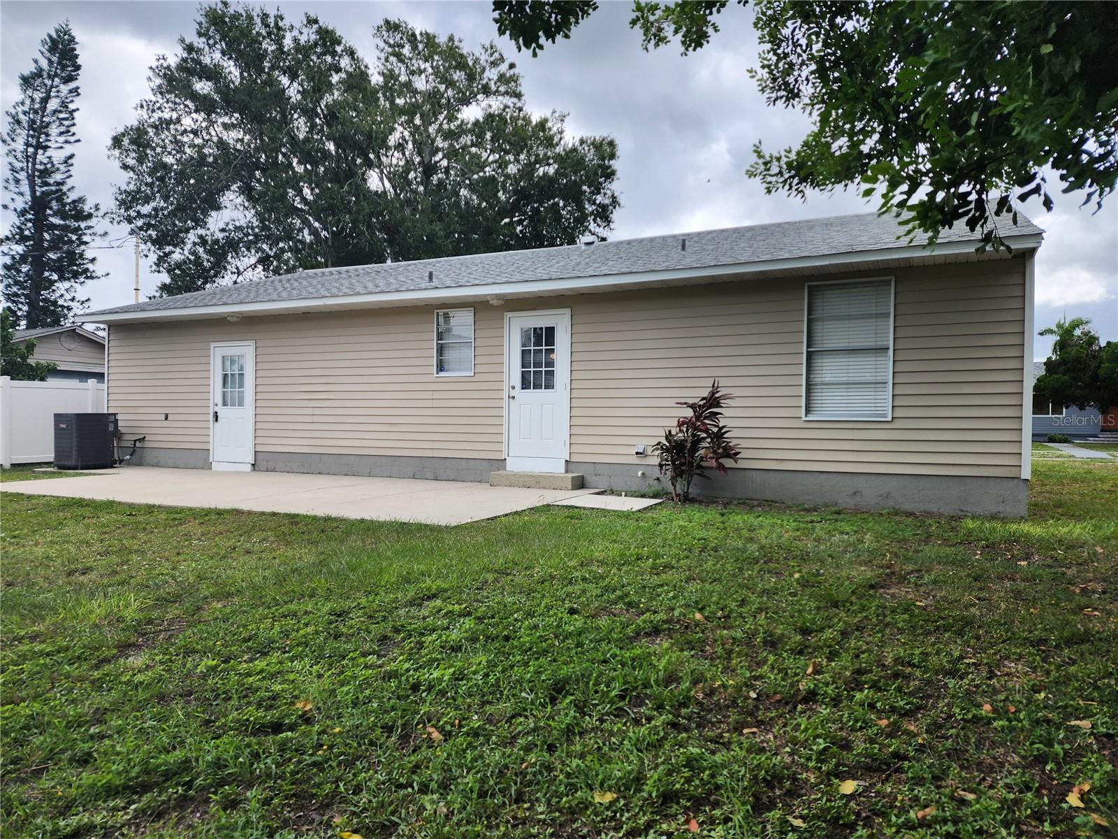 Image 4 of 33 For 5212 1st Avenue W