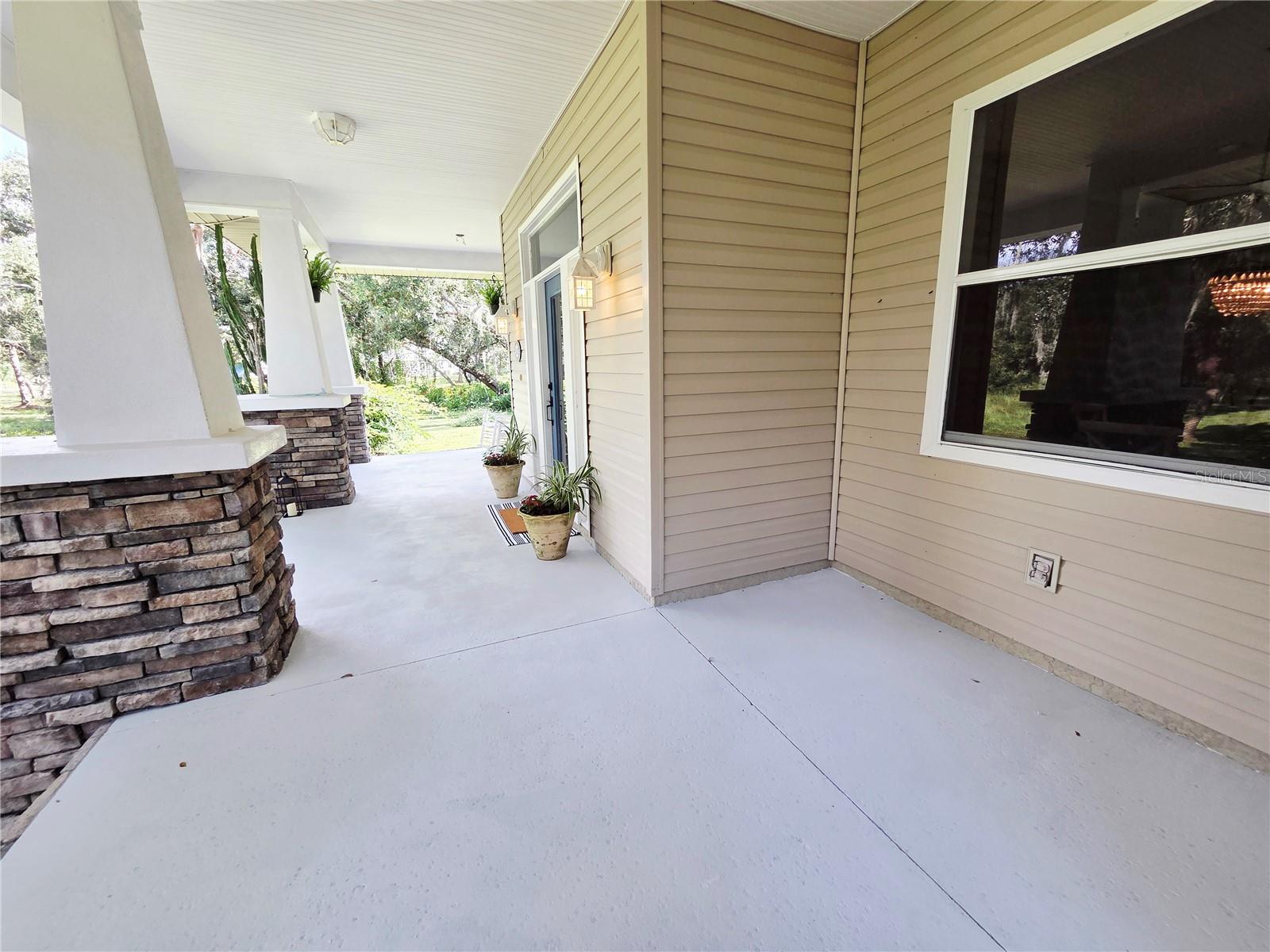 Image 11 of 87 For 22906 73rd Avenue E