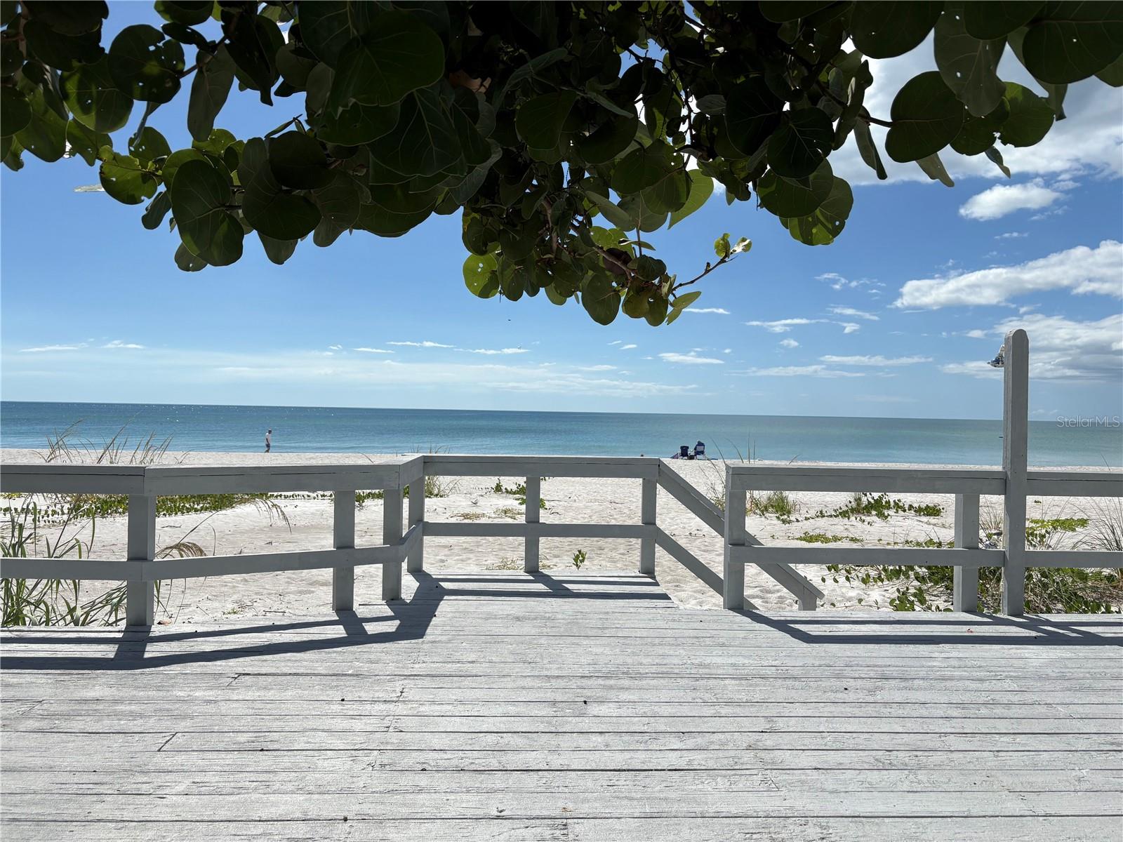 Image 11 of 42 For 2823 Gulf Of Mexico Drive