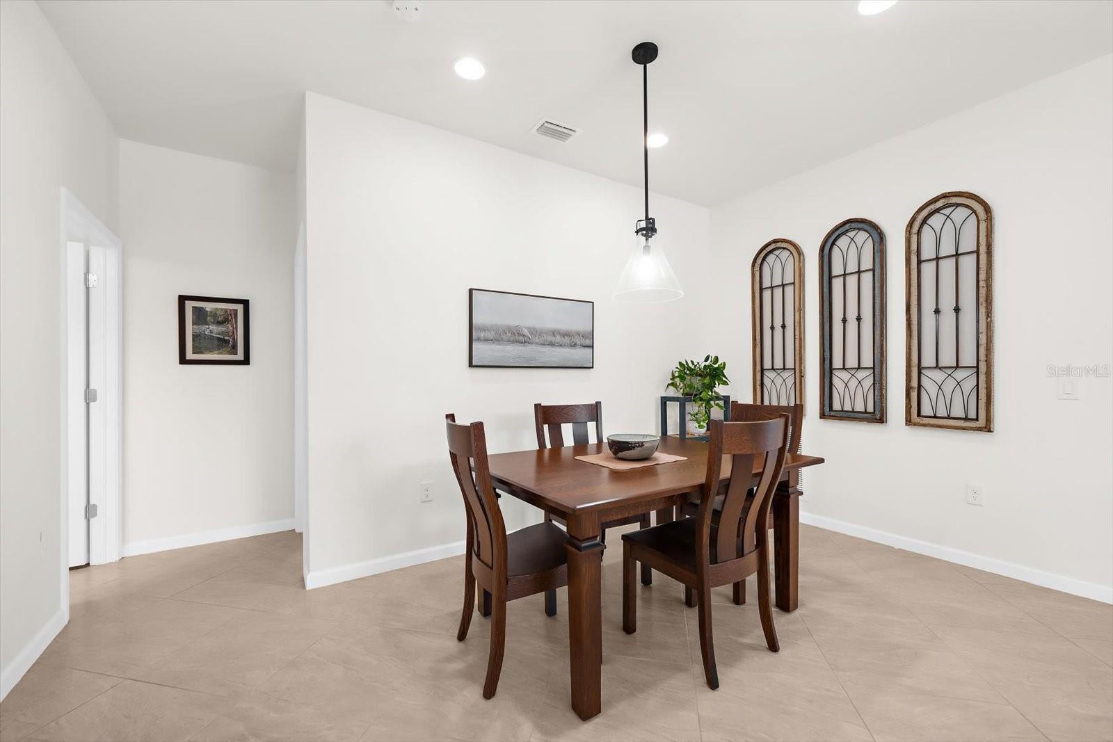 Image 17 of 94 For 6912 Gosport Cove