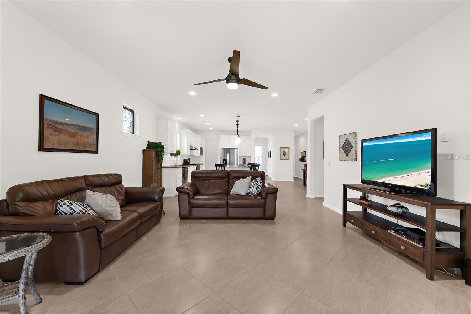 Image 23 of 94 For 6912 Gosport Cove