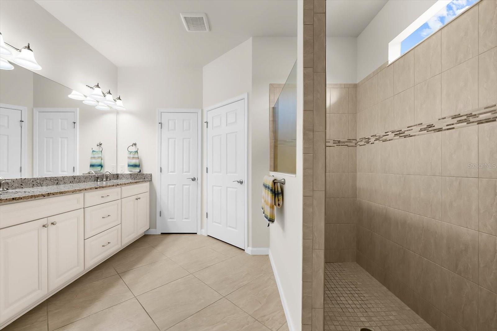 Image 34 of 94 For 6912 Gosport Cove