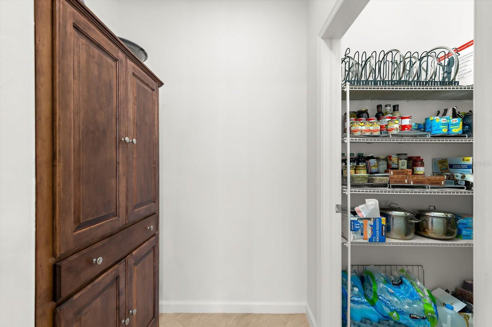 Image 40 of 94 For 6912 Gosport Cove