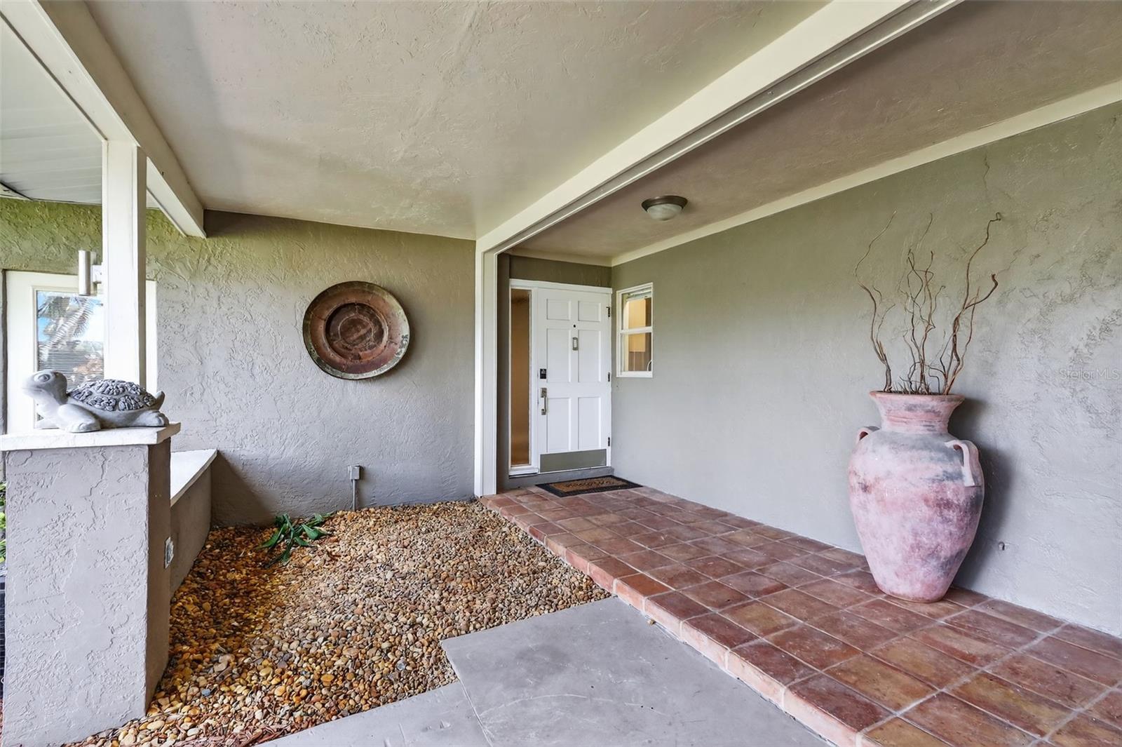 Image 5 of 84 For 1884 Southpointe Drive