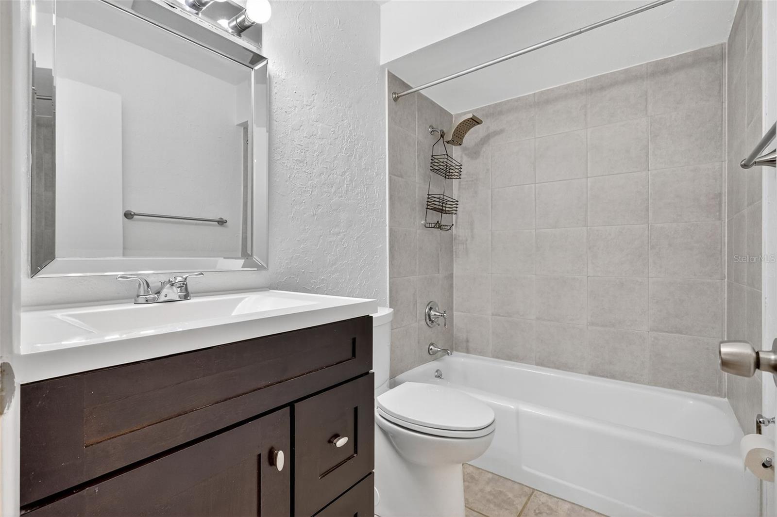 Image 66 of 84 For 1884 Southpointe Drive