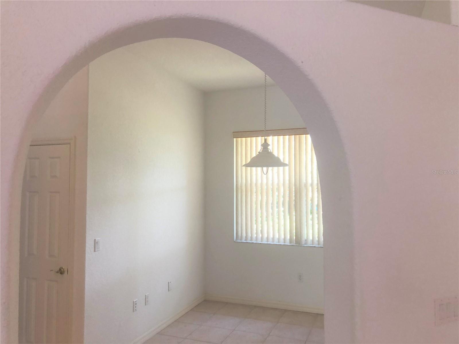 Image 11 of 17 For 3892 Canopy Way