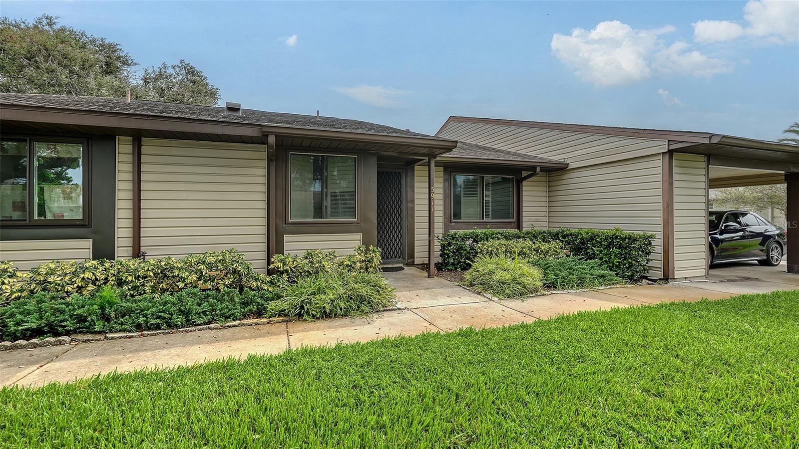 Details for 5911 39th Avenue W, BRADENTON, FL 34209