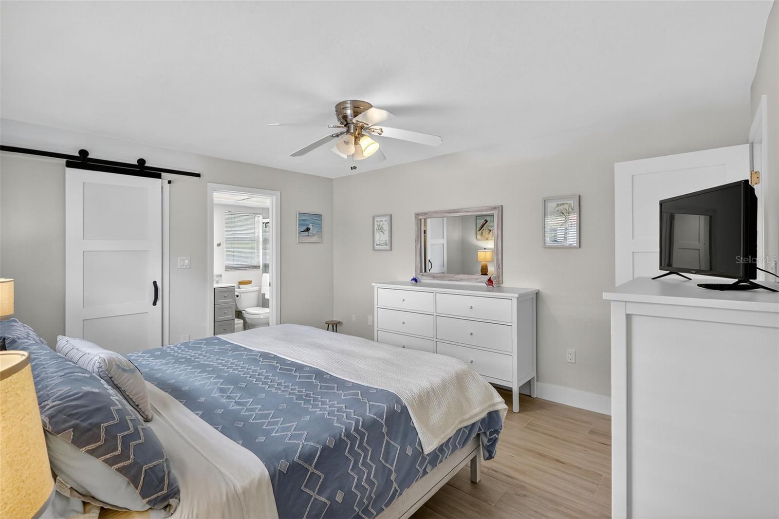 Image 21 of 39 For 161 Vista Hermosa Circle 26-a