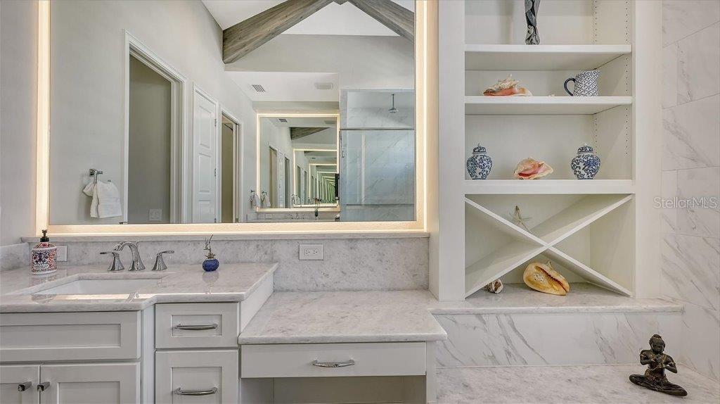 Image 24 of 45 For 1959 Hibiscus Street