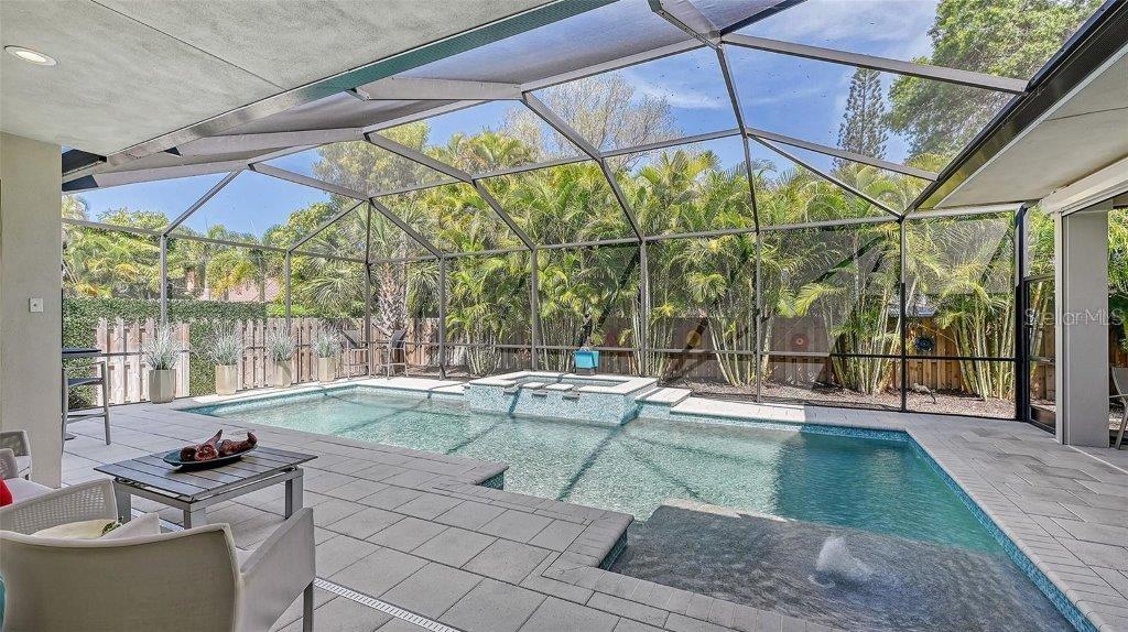 Image 32 of 45 For 1959 Hibiscus Street