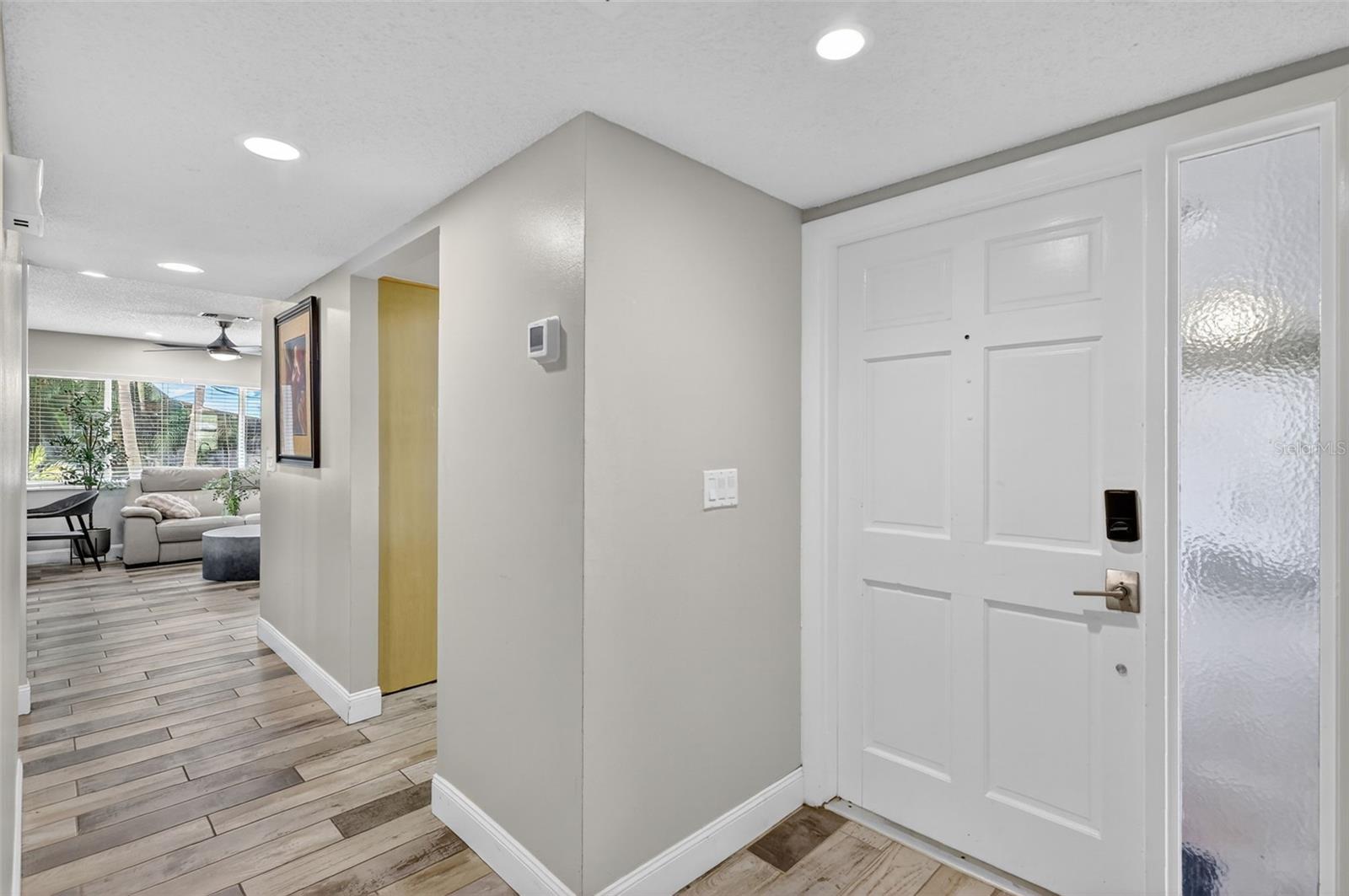 Image 7 of 85 For 1884 Southpointe Drive