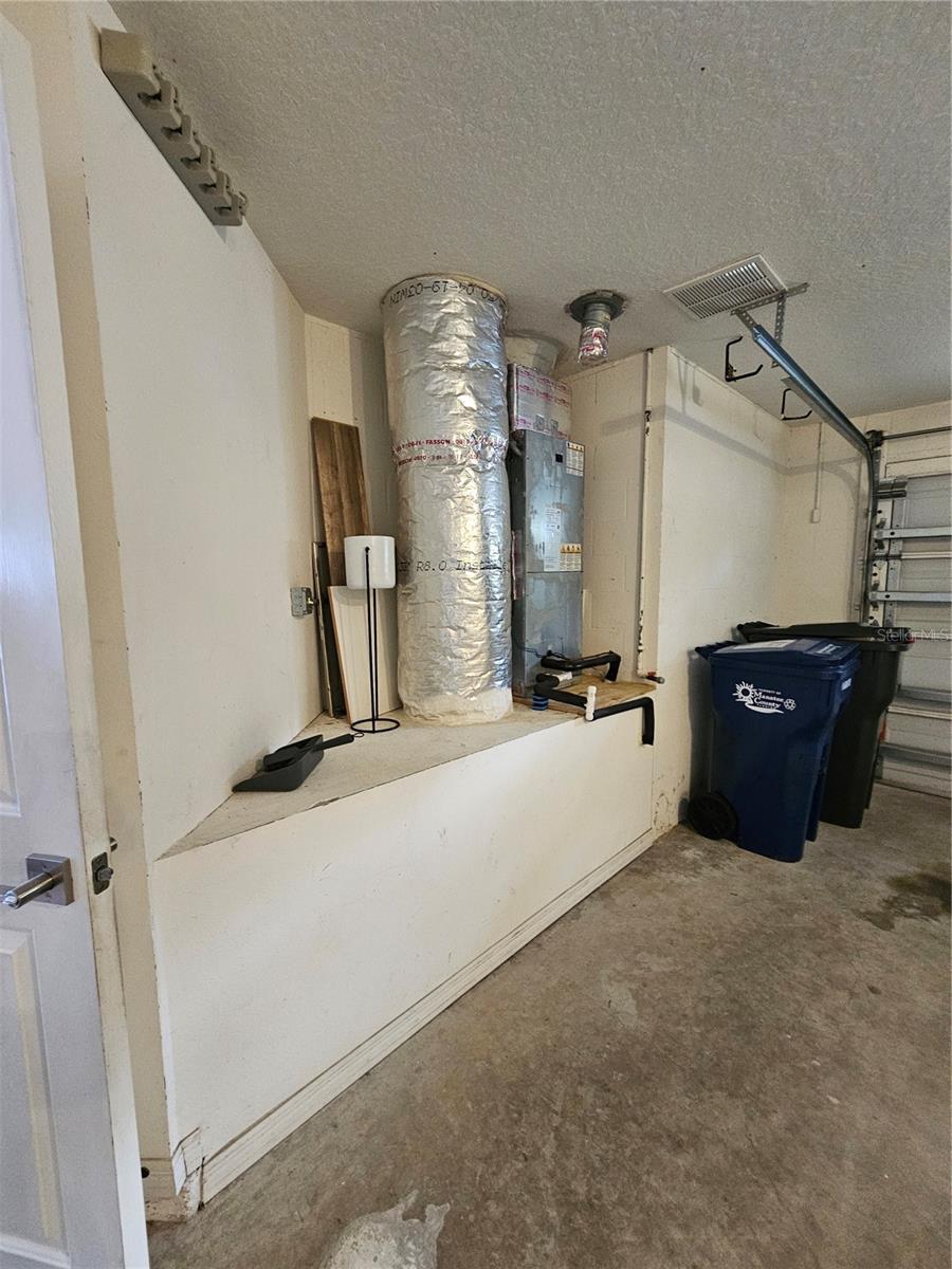 Image 15 of 58 For 3943 Day Bridge Place