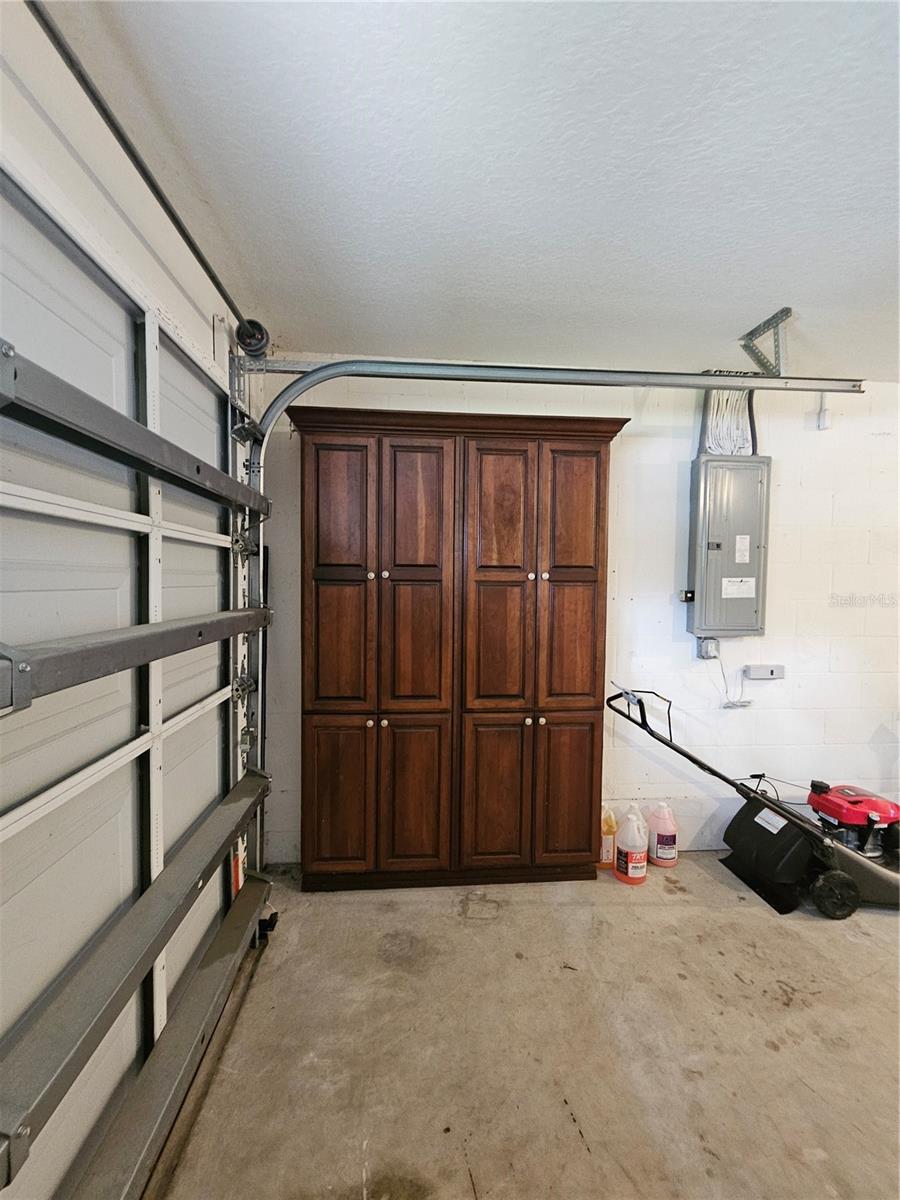 Image 18 of 58 For 3943 Day Bridge Place