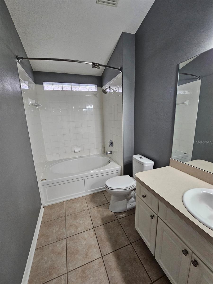 Image 22 of 58 For 3943 Day Bridge Place