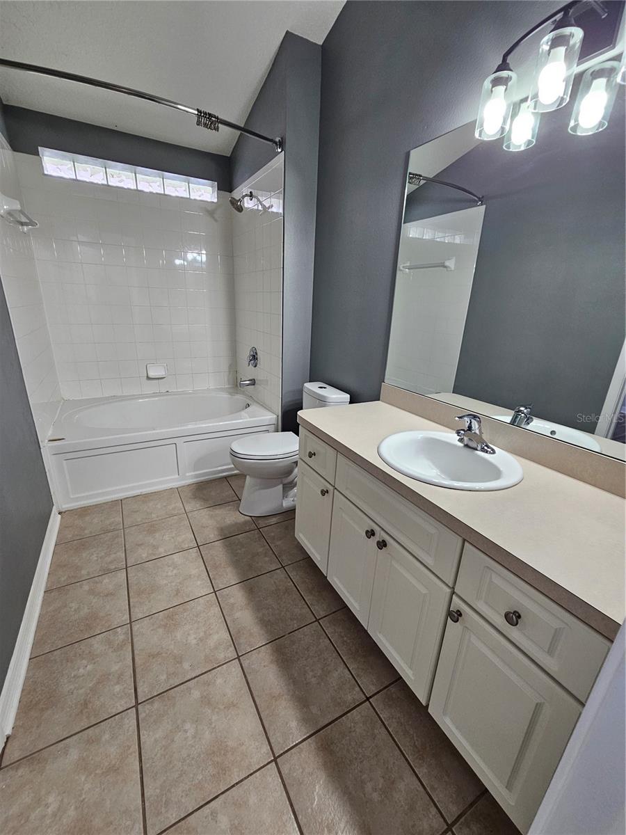 Image 25 of 58 For 3943 Day Bridge Place