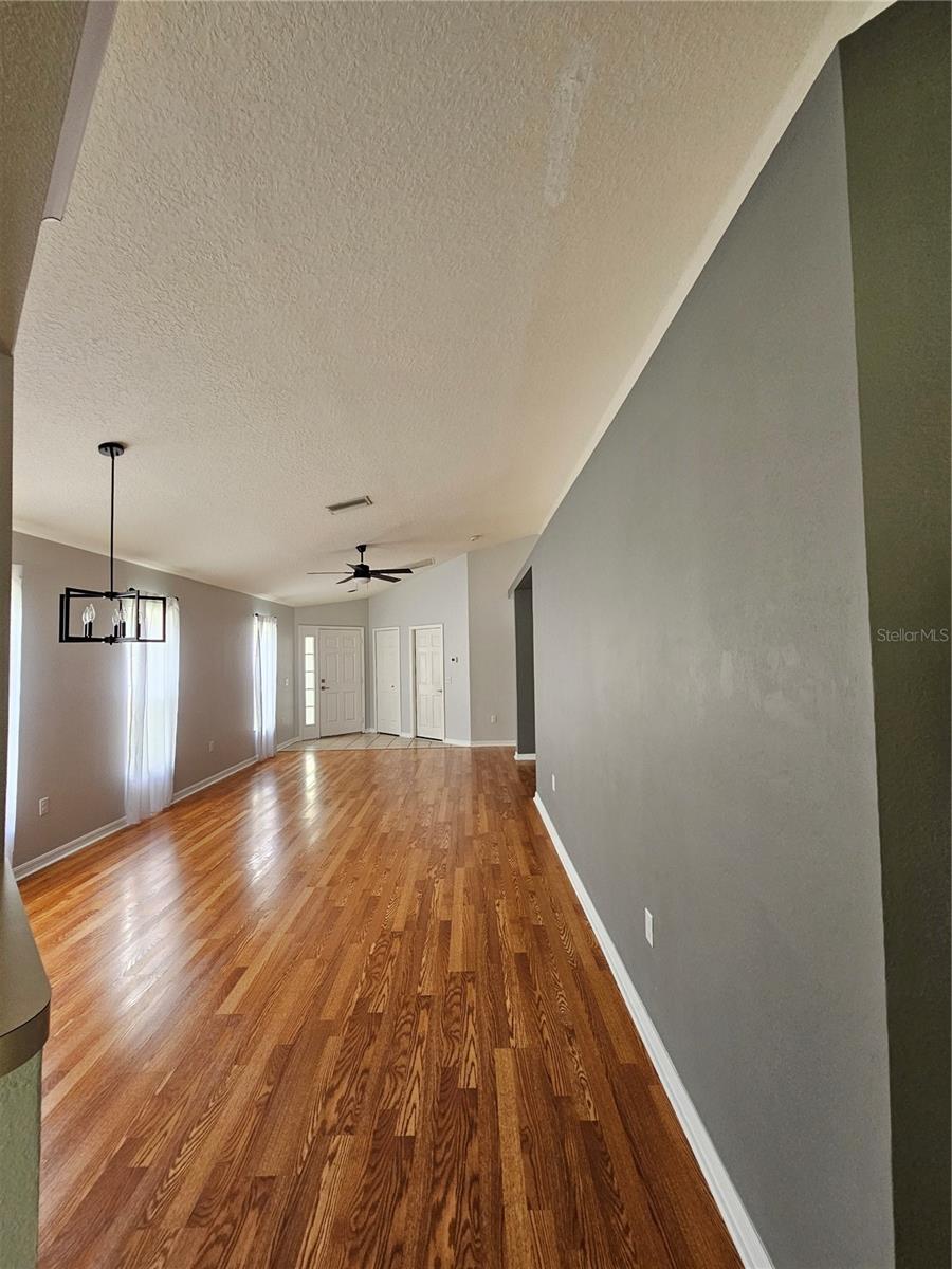 Image 29 of 58 For 3943 Day Bridge Place