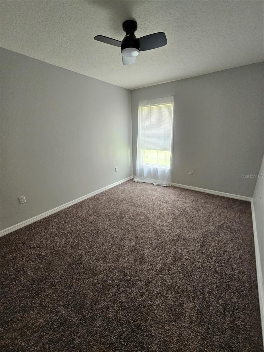 Image 34 of 58 For 3943 Day Bridge Place