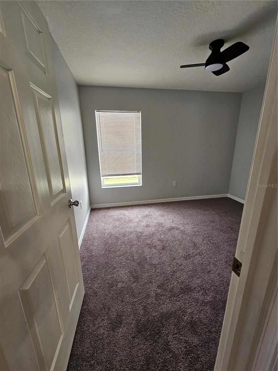 Image 36 of 58 For 3943 Day Bridge Place