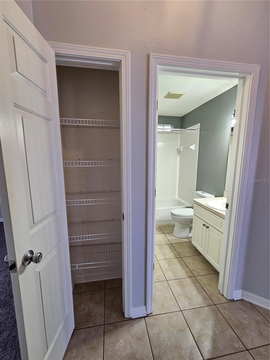 Image 39 of 58 For 3943 Day Bridge Place